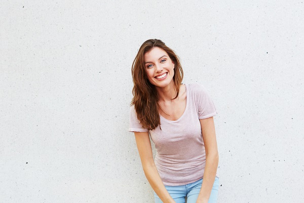 woman smiling posing